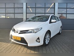 Toyota Auris - 1.3 VVT-i 99pk Now