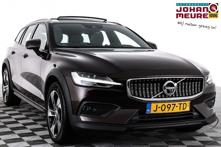 Volvo V60 Cross Country - 2020 te koop aangeboden. Bekijk 14 Volvo V60  Cross Country occasions uit 2020 op AutoWereld.nl