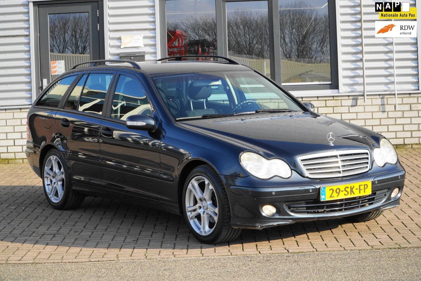 Mercedes-Benz C-klasse Combi 180 K. Classic 2006 Benzine - Occasion te koop  op AutoWereld.nl