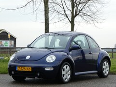 Volkswagen New Beetle - 2.0 Highline * Airco * Nw-Type * SALE