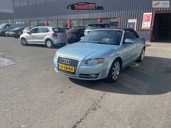 Audi A4 Cabriolet - 2.4 V6 Exclusive / AUTOMAATBAK STORING GEAR BOX MALFUNCTION