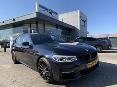 BMW 5-serie Touring 520d High Executive M Sport Automaat / Panoramadak /  Adaptieve LED / M Sportonderstel / St 2017 Diesel - Occasion te koop op  AutoWereld.nl