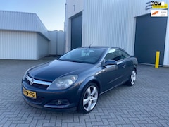 Opel Astra TwinTop - 1.8 Enjoy / NAP