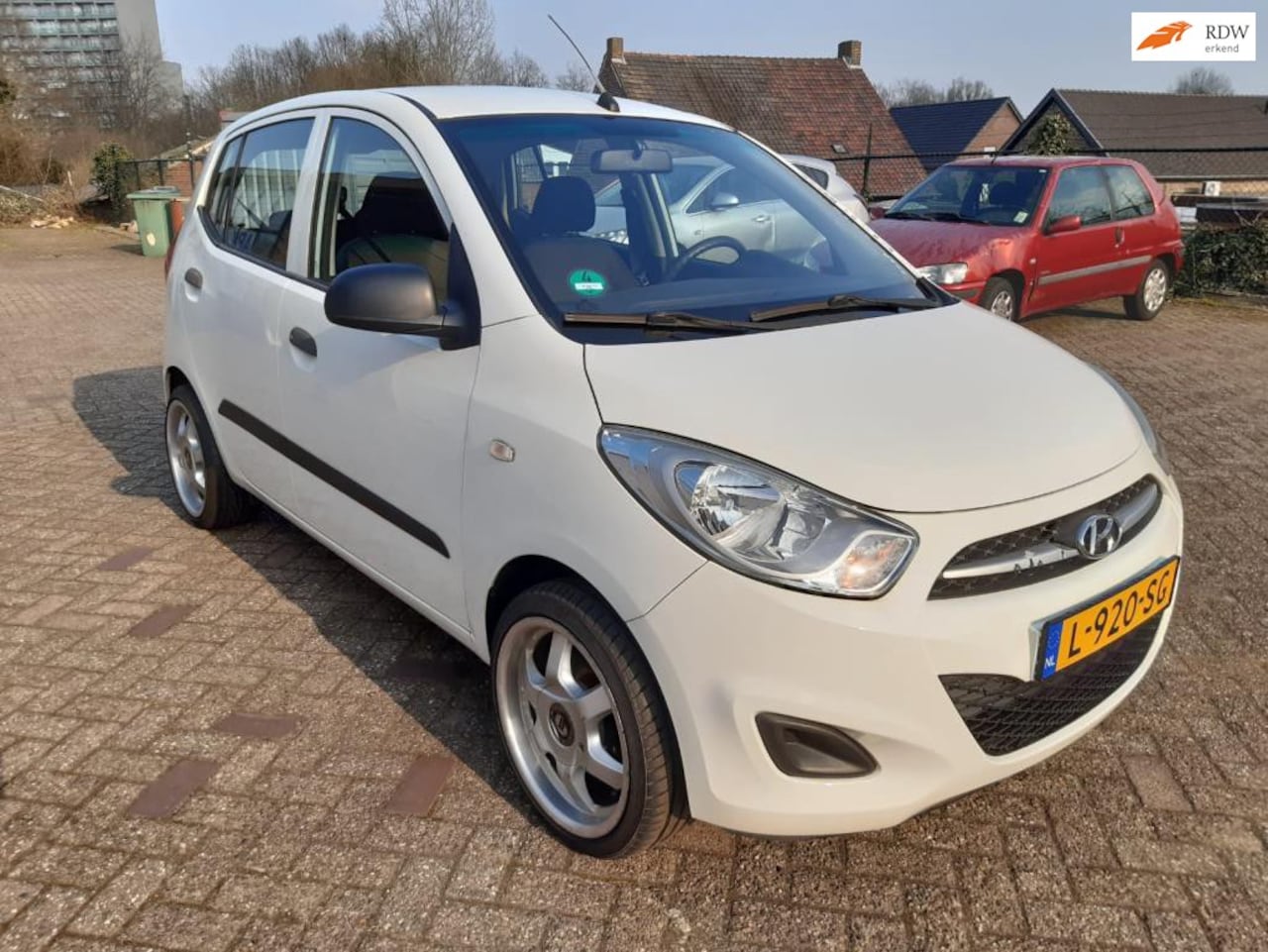 Hyundai i10 - 1.1 Pure + NW APK!! - AutoWereld.nl