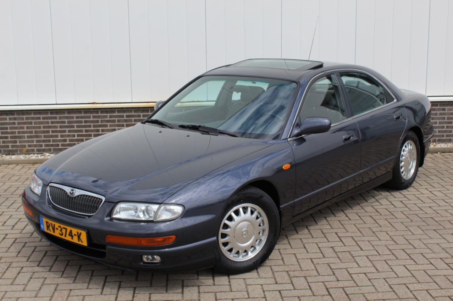mazda-xedos-9-serie-9-2-3-v6-miller.jpg