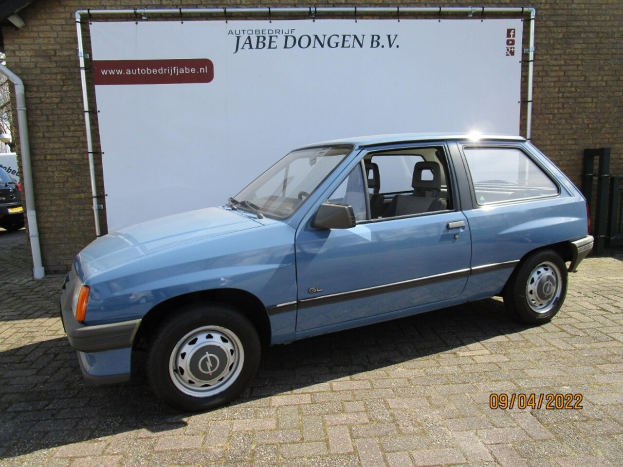 opel-corsa-1-2s-ls-1-2s-ls.jpg