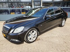 Mercedes-Benz E-klasse - 350 CGI Avantgarde E350 CGi Aut Avantgarde *PANO DAK *VOL LEER *NAVI