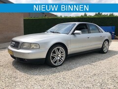 Audi A8 - 3.7 Automaat / navigatie / Leer