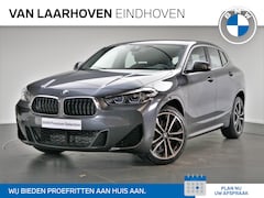 BMW X2 - sDrive20i Executive M Sport Automaat / Trekhaak / Sportstoelen / Verwarmd stuurwiel / Park