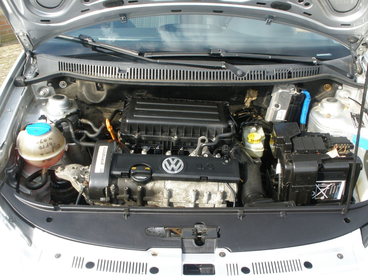 Volkswagen Polo - 1.4-16V Comfortline nwe apk
