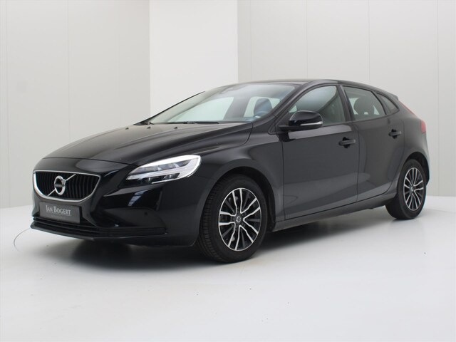 Volvo V40 - 2019 te koop aangeboden. Bekijk 82 Volvo V40 occasions uit 2019  op AutoWereld.nl