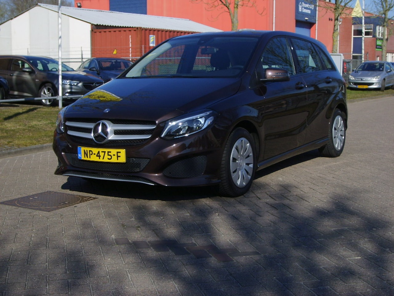 Mercedes-Benz B-klasse - 180 d Ambition Automaat - AutoWereld.nl