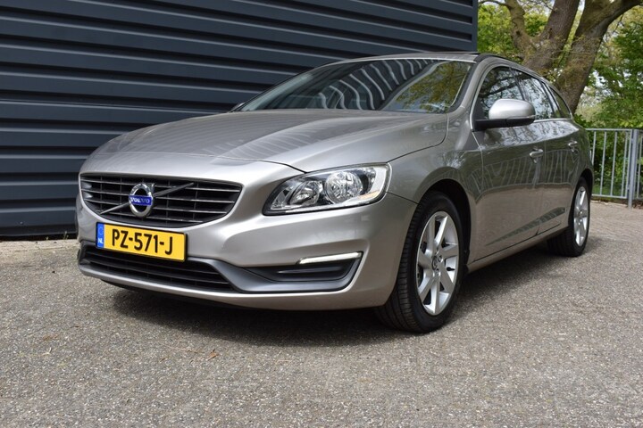Volvo V60 V60 2.0 D3 2013 LEER AUTOMAAT 11, 894 EURO 2013 Diesel - Occasion  te koop op AutoWereld.nl