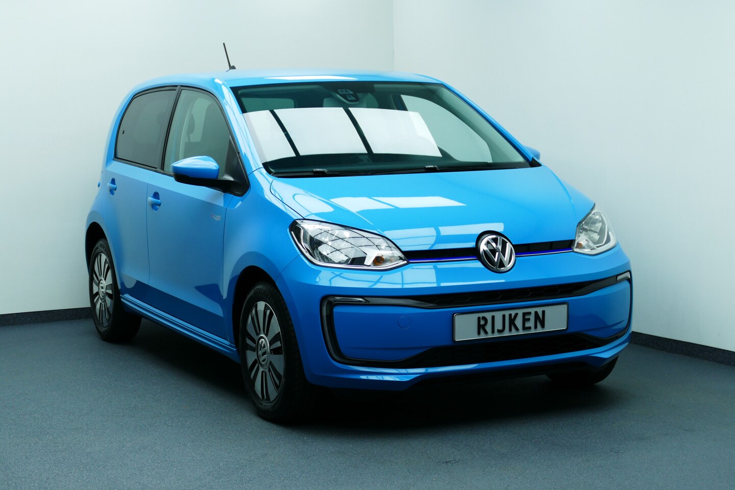 Volkswagen e-Up! - Marge Auto, Stoelverw, Clima, Cruise, Led, Park Sensors, Smartphonedock - AutoWereld.nl