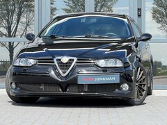Alfa Romeo 156 Sportwagon - 3.2 V6 GTA Top staat | Youngtimer | 18 inch Toora velgen | Leder | Sport stoelen | Stoelve