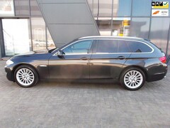 BMW 5-serie Touring - 525d AUTO IS IN NIEUWSTAAT
