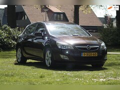 Opel Astra - 1.6 Selection
