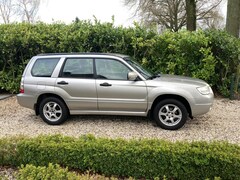 Subaru Forester - Youngtimer automaat Forester 2.0 116KW AWD Luxury Youngtimer