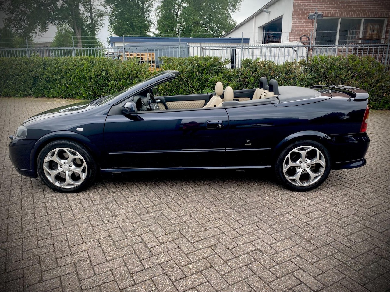 opel-astra-cabriolet-2-0-16v-turbo-2-0-16v-turbo-200pk-nap.jpg