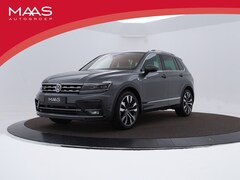 Volkswagen Tiguan - 1.5 Tsi 150pk DSG Highline | Panoramadak | Camera | Inklap Trekhaak | ACC | Active Info Di