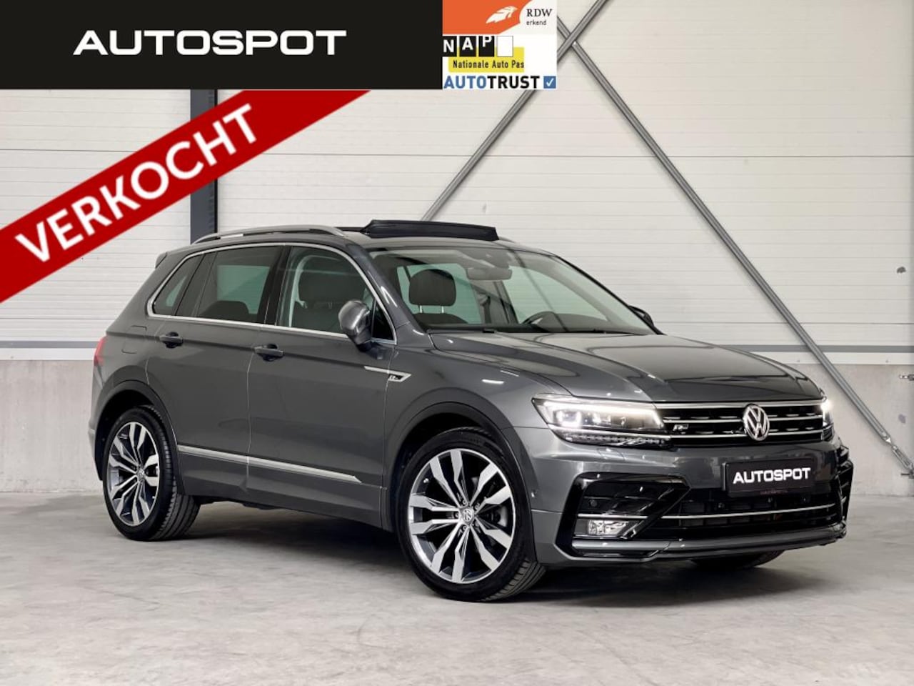 Volkswagen Tiguan 1.4 TSI 4M R-Line Pano Virtual Navi Camera 2018 Benzine -  Occasion te koop op AutoWereld.nl