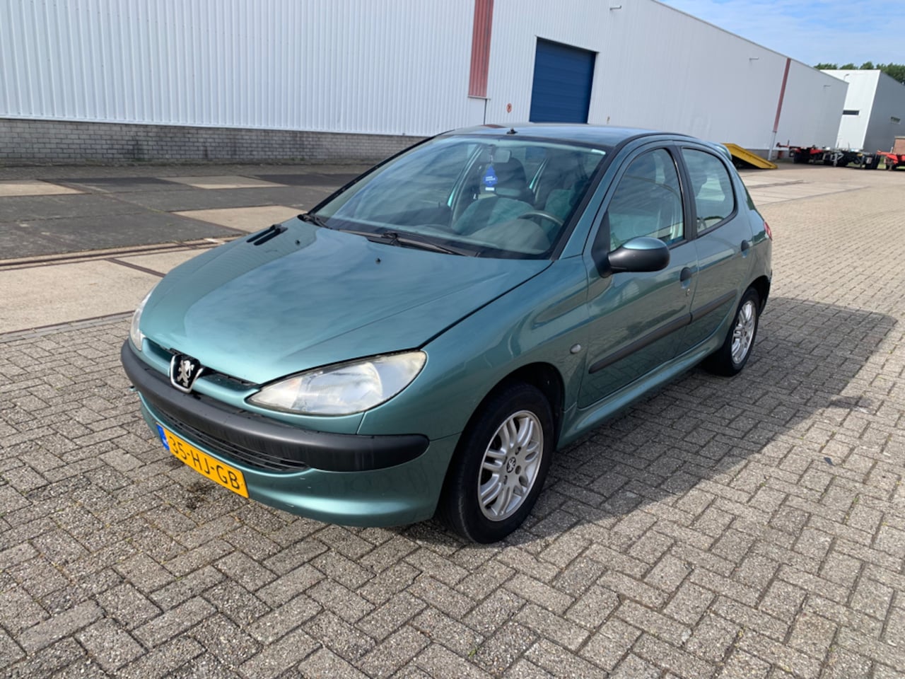 Peugeot 206 - 1.4 XT NAP/5 deurs/ APK TOT 04-2023 - AutoWereld.nl