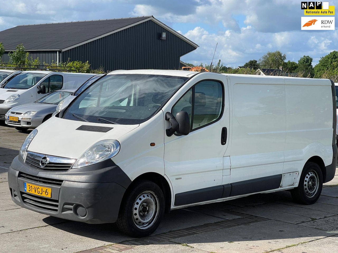 Opel Vivaro - 2.5 CDTI L2H1 Marge/Airco! - AutoWereld.nl