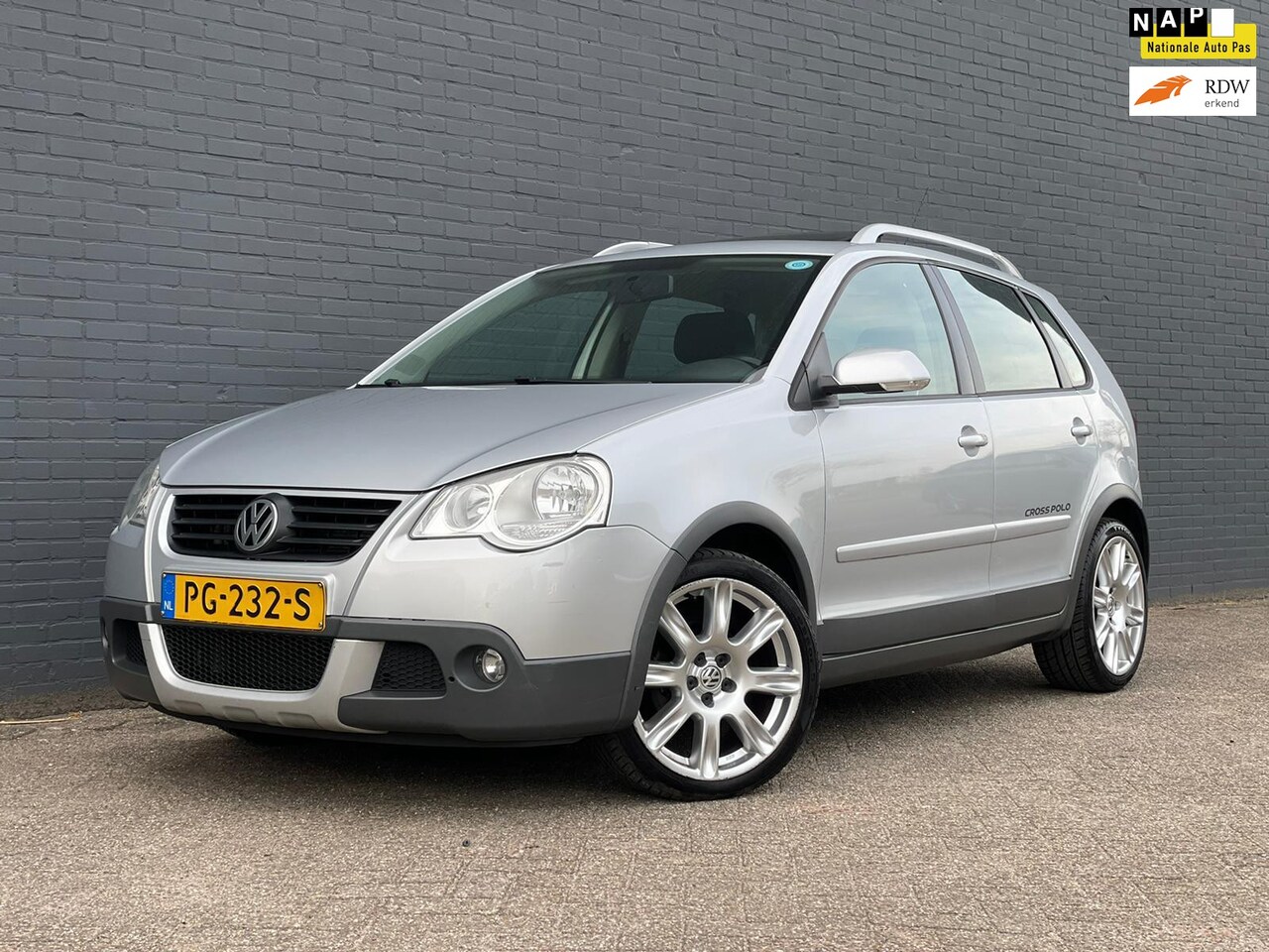 Volkswagen Polo 1.4 TDI Sportline cross/SCHUIFDAK/AIRCO/2XSLEUTELS/BOEKJES/  2007 Diesel - Occasion te koop op AutoWereld.nl