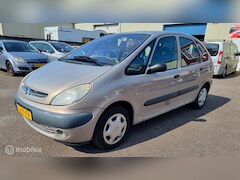 Citroën Xsara Picasso - 1.8i-16V Image DYNAMO PROBLEEM