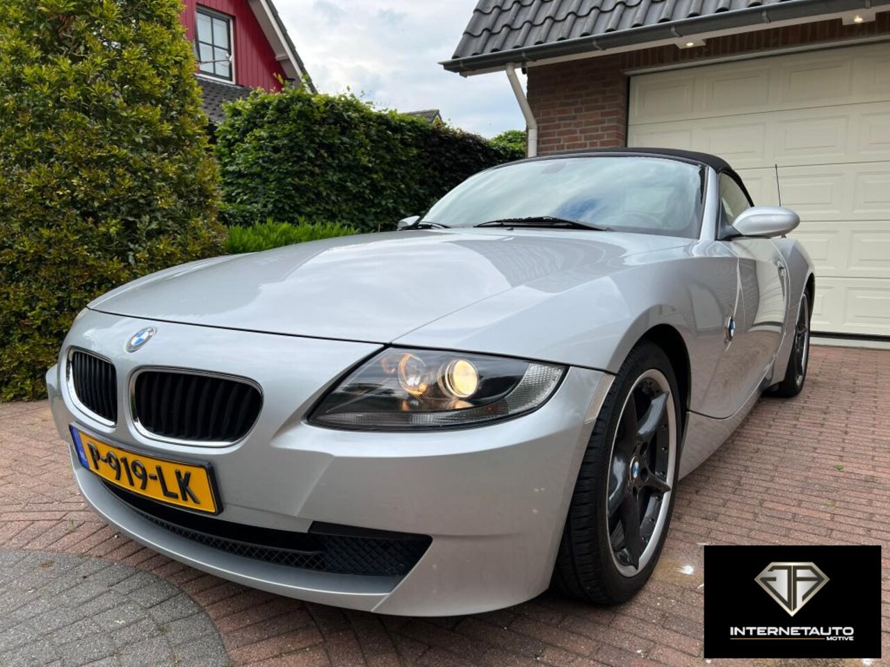 BMW Z4 Roadster - 2.0i LEER, 18", STOELVERWARMING! - AutoWereld.nl