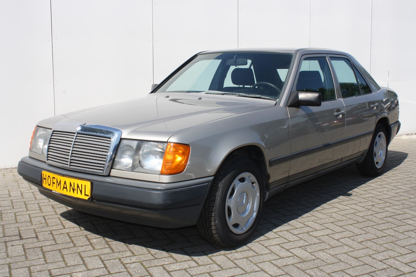 Mercedes-Benz 230 - E - AutoWereld.nl