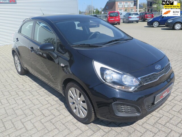 Kia Rio 1 4 Cvvt Hatchback 5 Drs Airco Elle Pakket Metalic Lak Getintglas 13 Benzine Occasion Te Koop Op Autowereld Nl