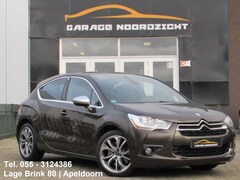 Citroën DS4 - 1.6 THP 200pk Sport Chic NAVIGATIE|PANORAMADAK|LEDER|GETINT GLAS|PDC VOOR&ACHTER|18 INCH m