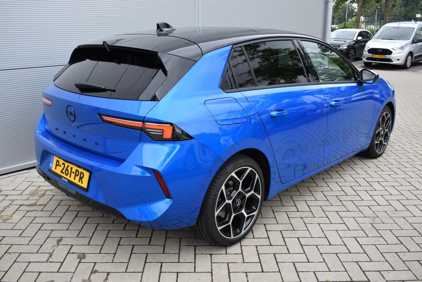 opel-astra-1-2-ultimate-130-pk-automaat.jpg