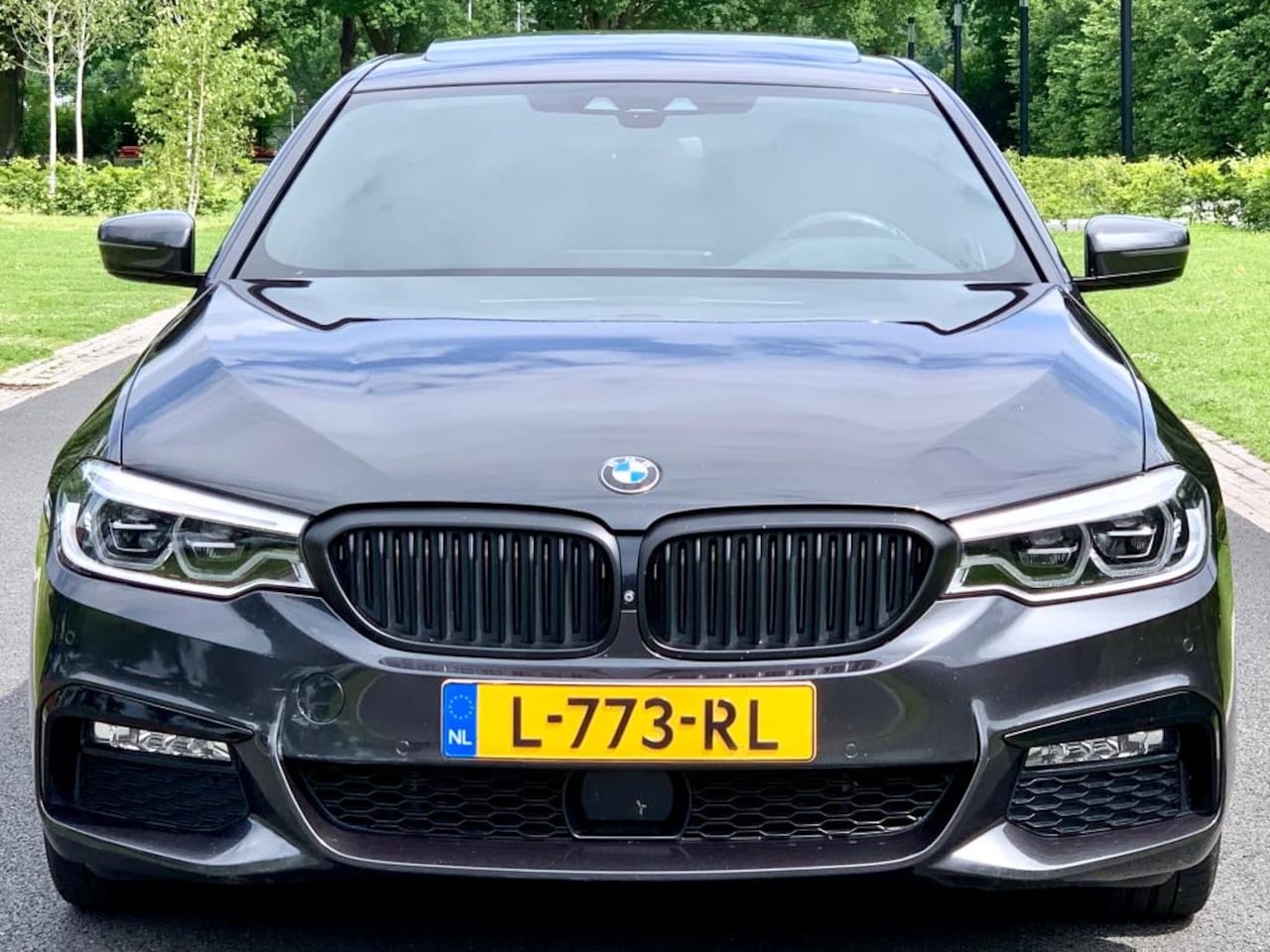 BMW 5-serie - 530e I-PERFORMANCE M-PAKKET RIJK UITGERUST - AutoWereld.nl