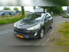 Peugeot 308 - panoramadak 2.0 HDiF 136pk