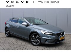Volvo V40 - D3 Automaat Business Sport / Trekhaak / Standkachel / Luxury Line