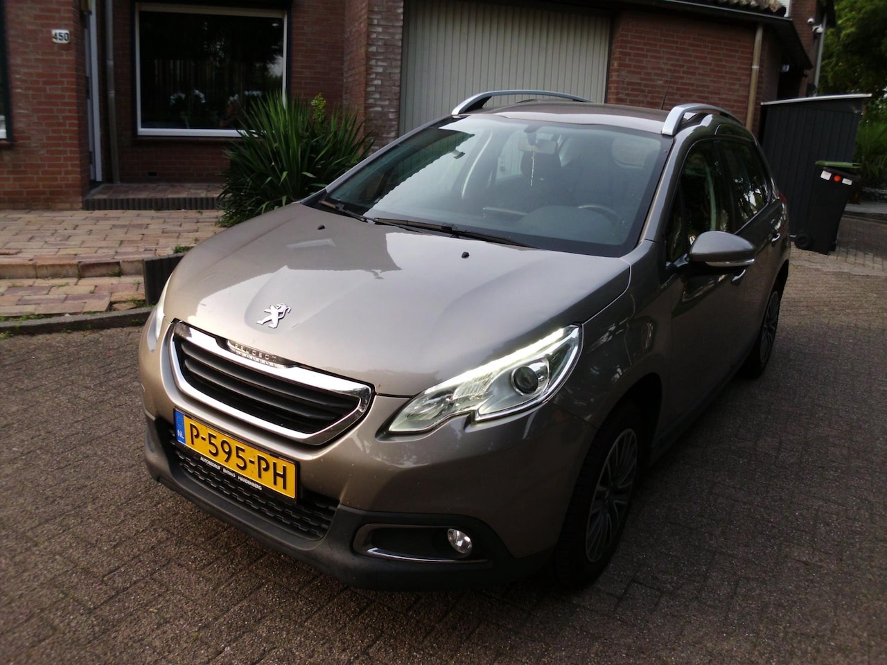 Peugeot 2008 - 1.6 BlueHDi 1.6 BlueHDi - AutoWereld.nl