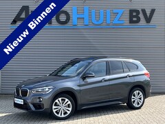 BMW X1 - sDrive20i Executive Sport Line Panoramadak LED Elek Stoelverstelling