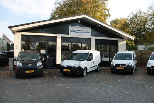 Autohandel Twijzel BV