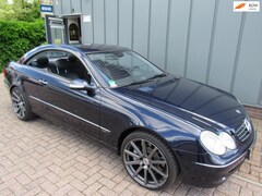 Mercedes-Benz CLK-klasse Coupé - 500 Avantgarde Automaat //APK//Airco//Navi//Cruise//Leder//Elec.Ramen//CV+AB//