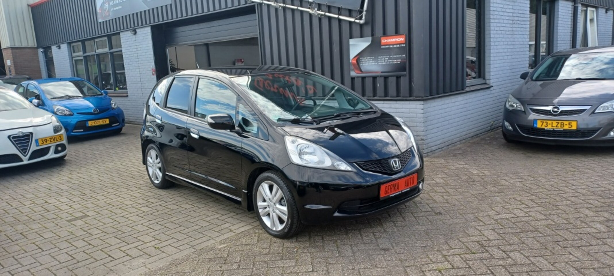 Honda Jazz - 1.4 Elegance 1.4 Elegance - AutoWereld.nl