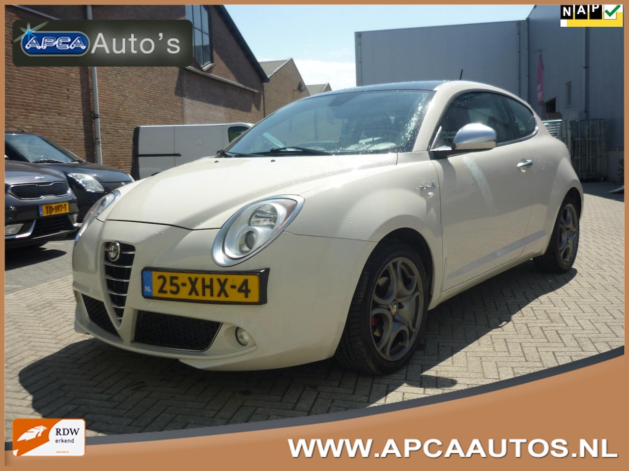 Alfa Romeo MiTo - 1.3 JTDm QV line NLauto Navi Ecc Airco Volledig OH - AutoWereld.nl