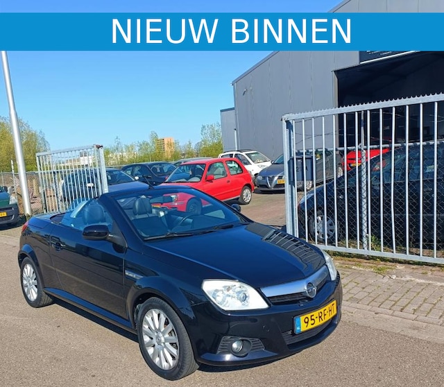 Geloofsbelijdenis intern Ondraaglijk Opel Tigra TwinTop TIGRA; Z14XEP EASYTRONIC 2005 Benzine - Occasion te koop  op AutoWereld.nl