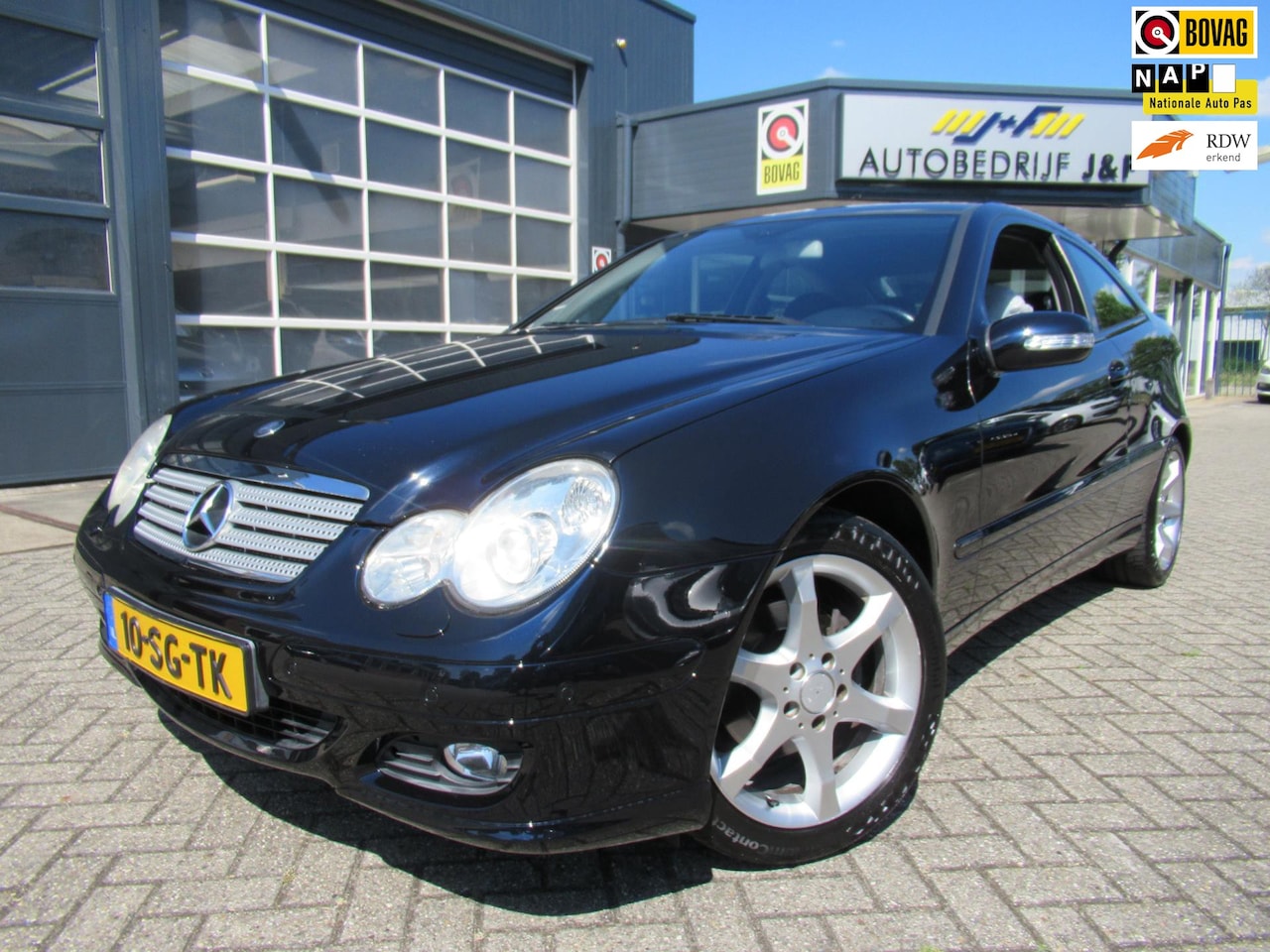 Mercedes-Benz C-klasse Sportcoupé - 160 / AUTOMAAT / AIRCO / PDC / 1ste EIGENAAR - AutoWereld.nl