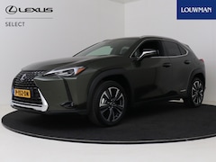 Lexus UX - 250h Preference Line | 18" LM velgen | Keyless Entry | Apple Carplay & Android Auto |