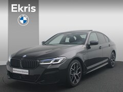 BMW 5-serie - Sedan 545e xDrive High Executive M Sportpakket / Head-Up Display / Schuifdak / Trekhaak /