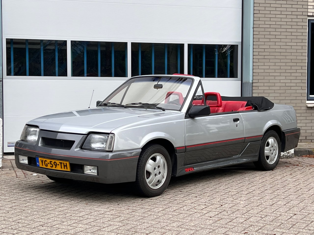 opel-ascona-18-e-cabriolet-bj-1986-leder-lage-kms.jpg