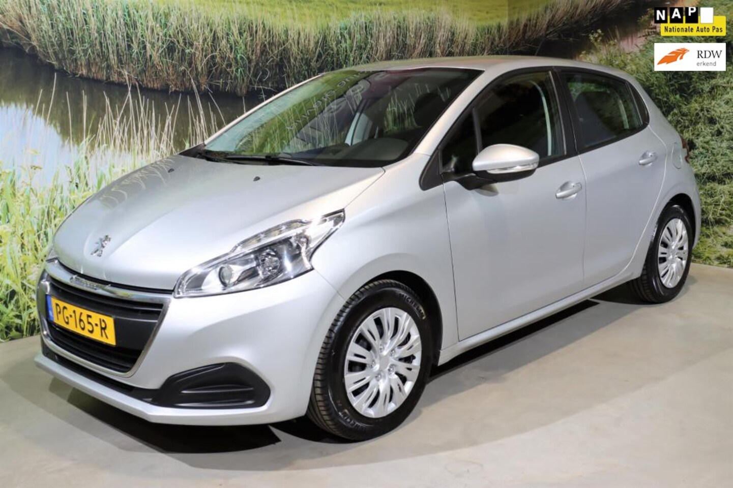 Peugeot 208 - 1.6 BlueHDi Active AIRCO | CRUISE |BLTH - AutoWereld.nl