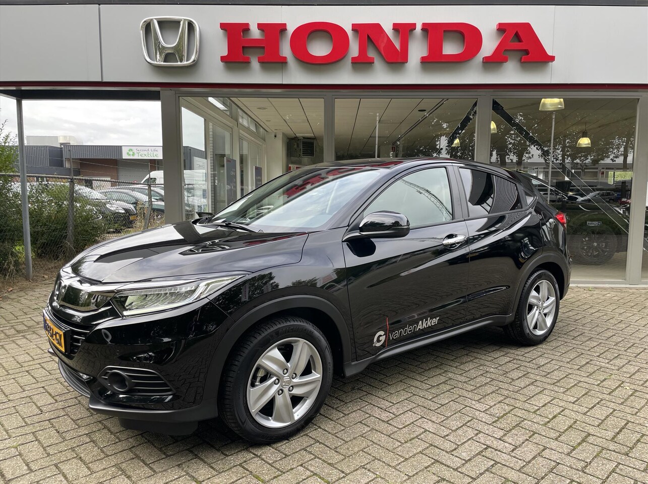 Honda HR-V - 1.5i-VTEC Elegance Automaat // Rijklaarprijs incl fabrieks garantie - AutoWereld.nl